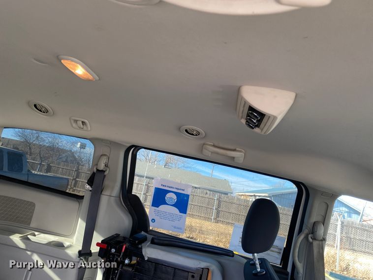 image for item IG9279 2010 Dodge Grand Caravan SE  handicap accessible van