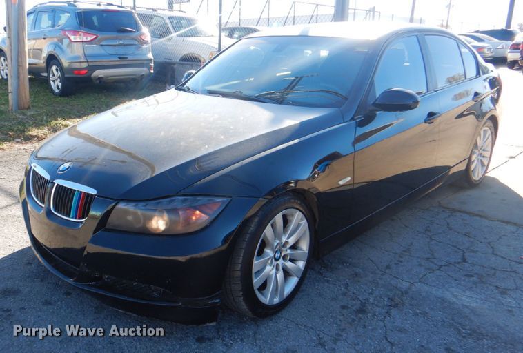 image for item IG9503 2006 BMW 325i