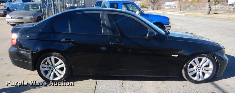 image for item IG9503 2006 BMW 325i