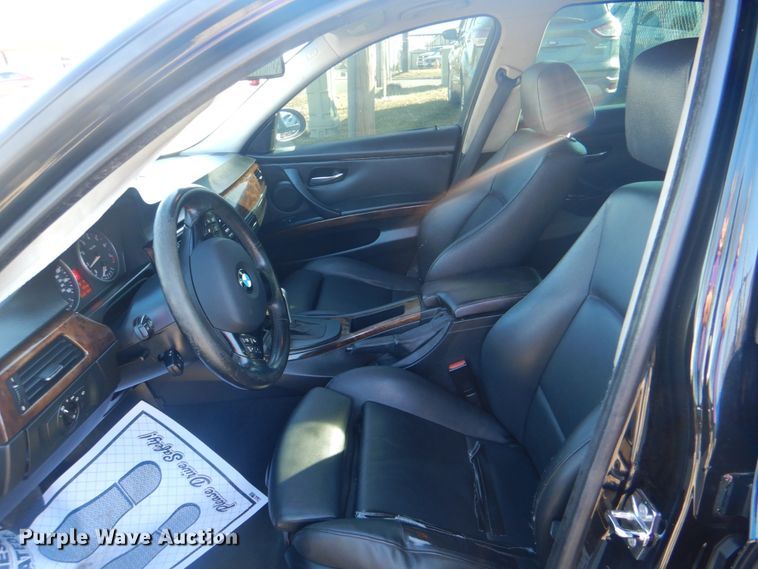 image for item IG9503 2006 BMW 325i