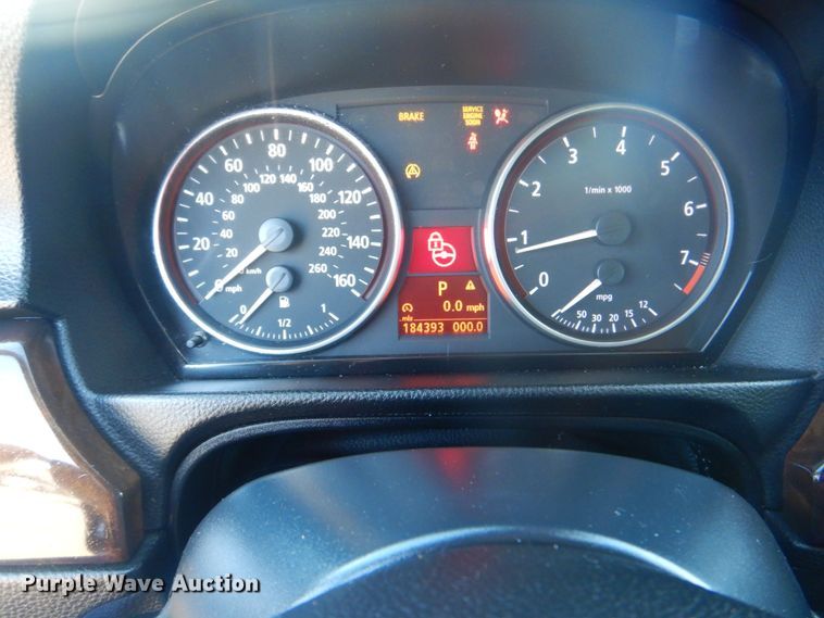 image for item IG9503 2006 BMW 325i