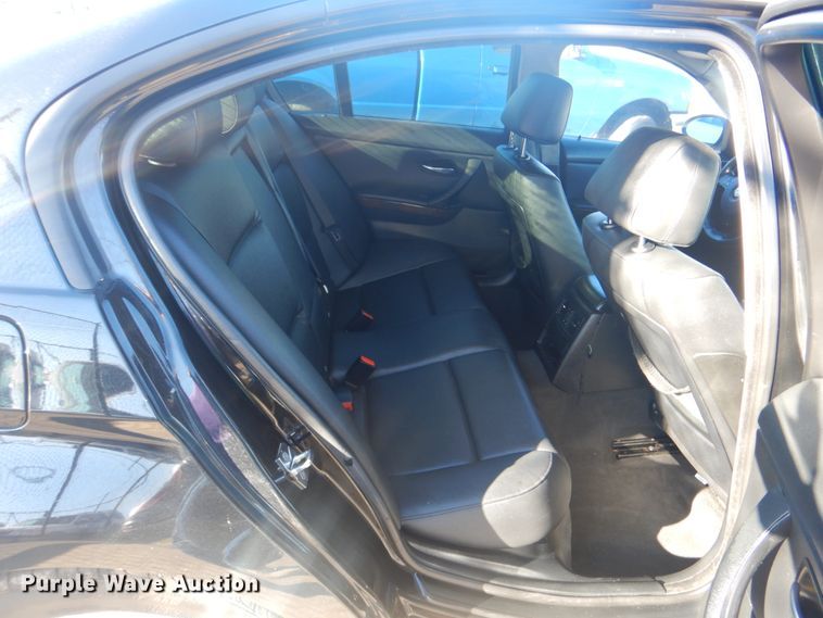 image for item IG9503 2006 BMW 325i