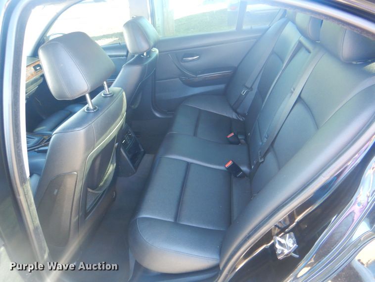 image for item IG9503 2006 BMW 325i