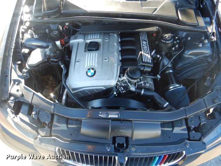 image for item IG9503 2006 BMW 325i