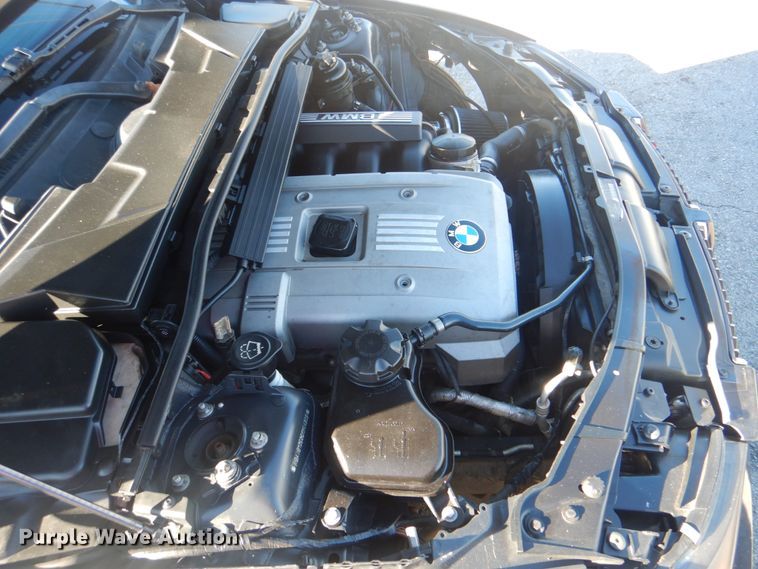 image for item IG9503 2006 BMW 325i