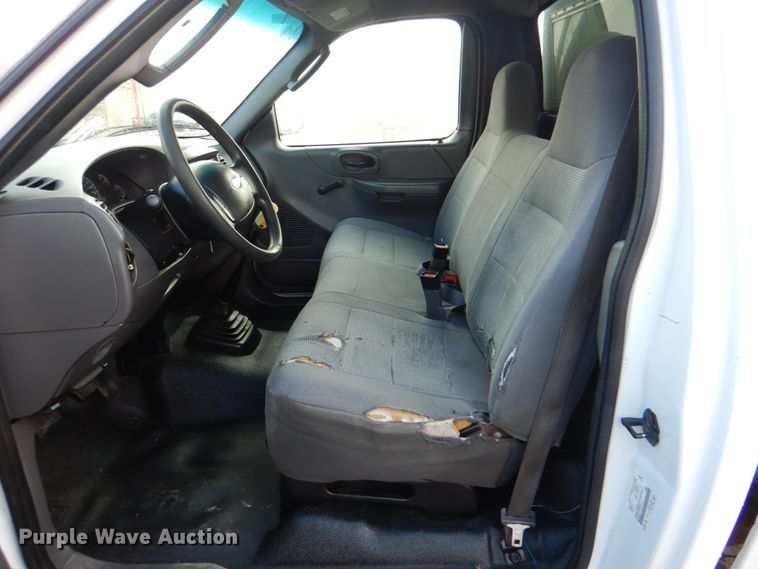 image for item IG9542 2003 Ford F150  pickup truck