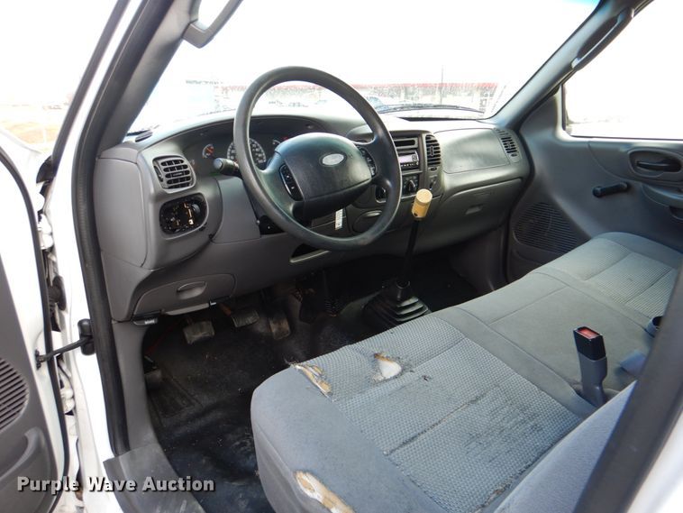 image for item IG9542 2003 Ford F150  pickup truck