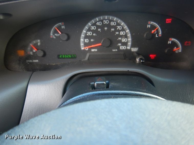 image for item IG9542 2003 Ford F150  pickup truck