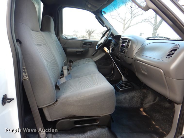 image for item IG9542 2003 Ford F150  pickup truck