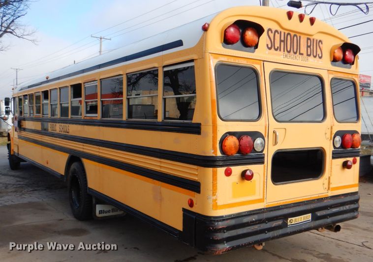 image for item IG9543 2001 International 3800  school bus