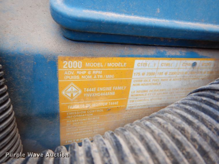 image for item IG9543 2001 International 3800  school bus