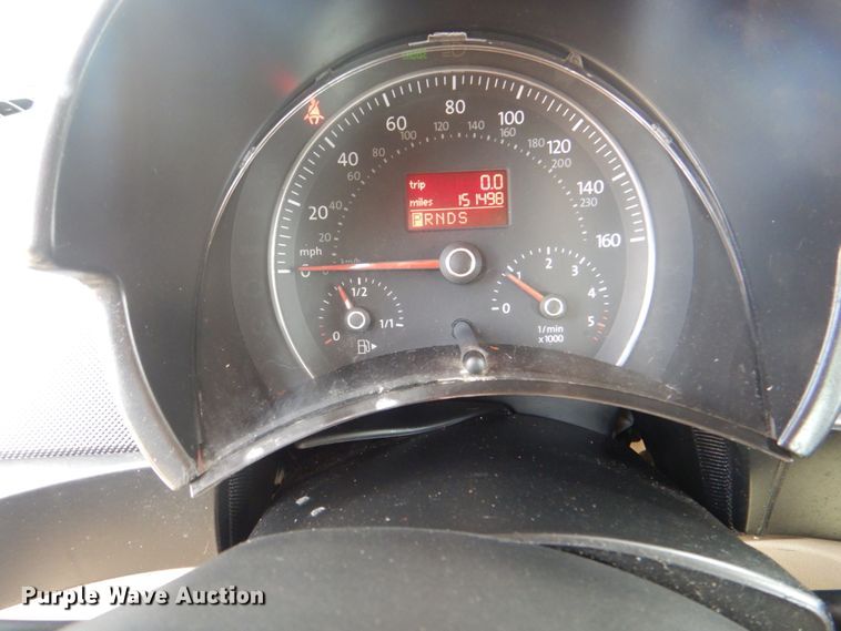 image for item IG9545 2006 Volkswagen New Beetle TDI