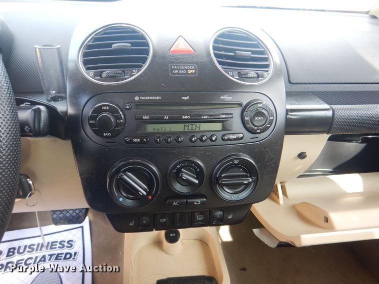 image for item IG9545 2006 Volkswagen New Beetle TDI