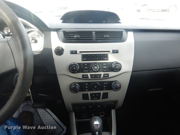 image for item IG9562 2010 Ford Focus