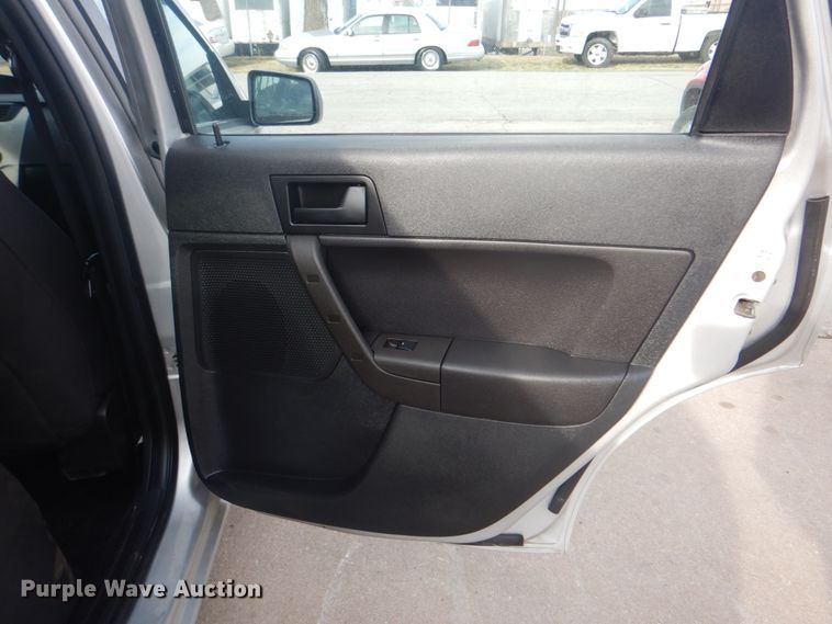 image for item IG9562 2010 Ford Focus