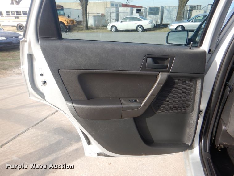 image for item IG9562 2010 Ford Focus