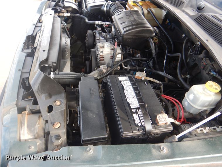 image for item IG9563 2003 Jeep Liberty  SUV