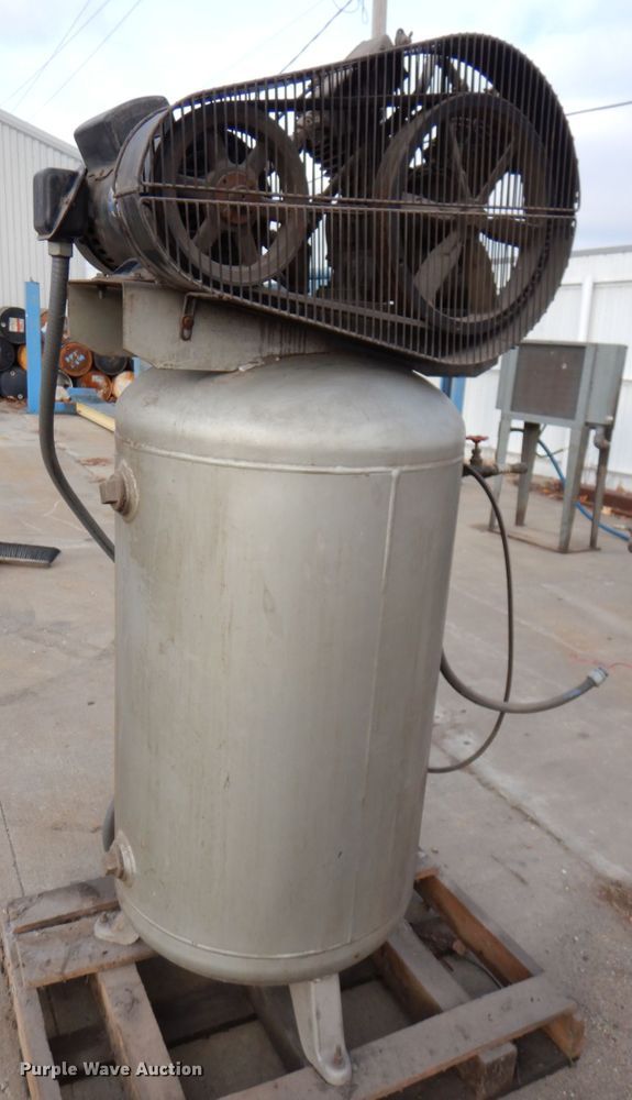 image for item IH9125 Air compressors