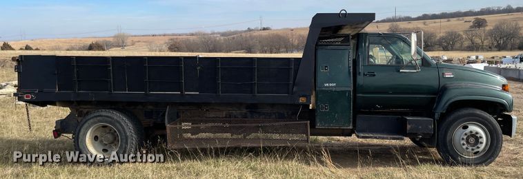 image for item IJ9581 2000 GMC C6500  dump truck