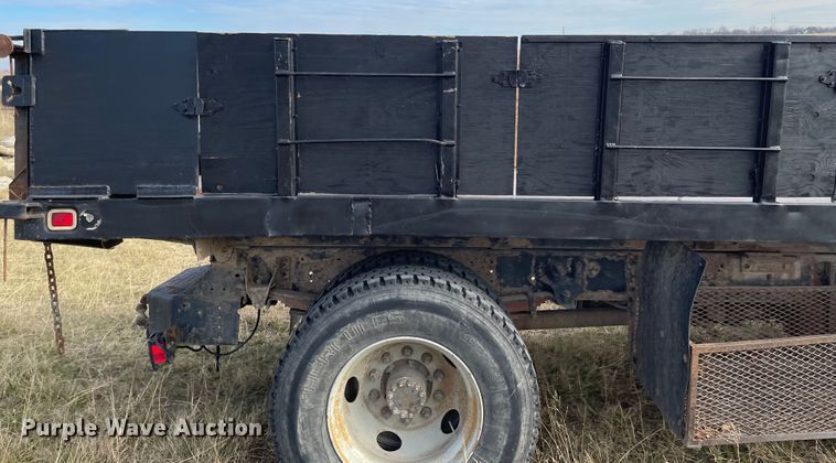 image for item IJ9581 2000 GMC C6500  dump truck