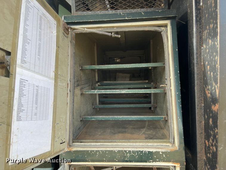 image for item IJ9581 2000 GMC C6500  dump truck