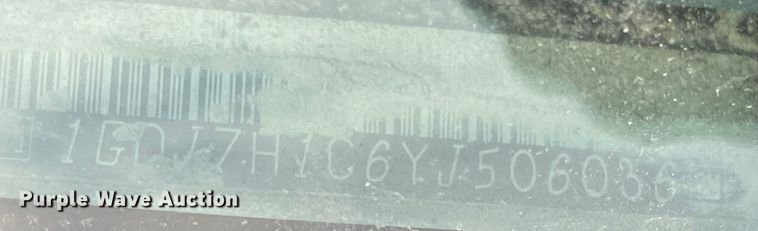 image for item IJ9581 2000 GMC C6500  dump truck