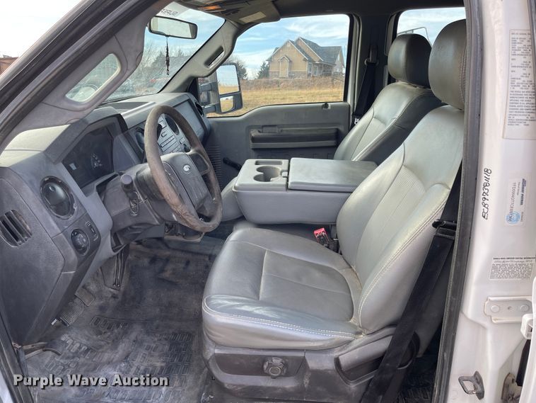 image for item IJ9583 2012 Ford F450 Super Duty XL  Crew Cab dump truck