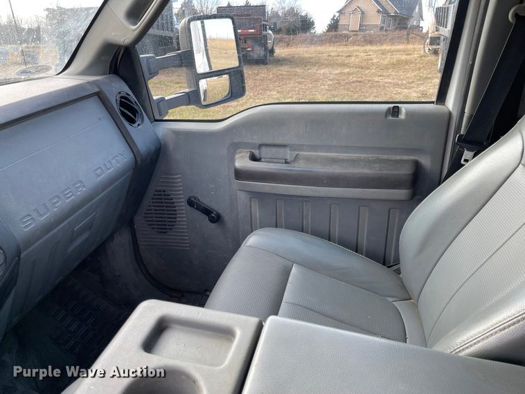 image for item IJ9583 2012 Ford F450 Super Duty XL  Crew Cab dump truck