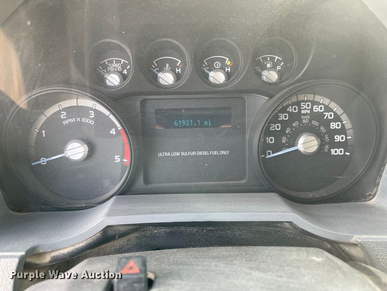 image for item IJ9583 2012 Ford F450 Super Duty XL  Crew Cab dump truck