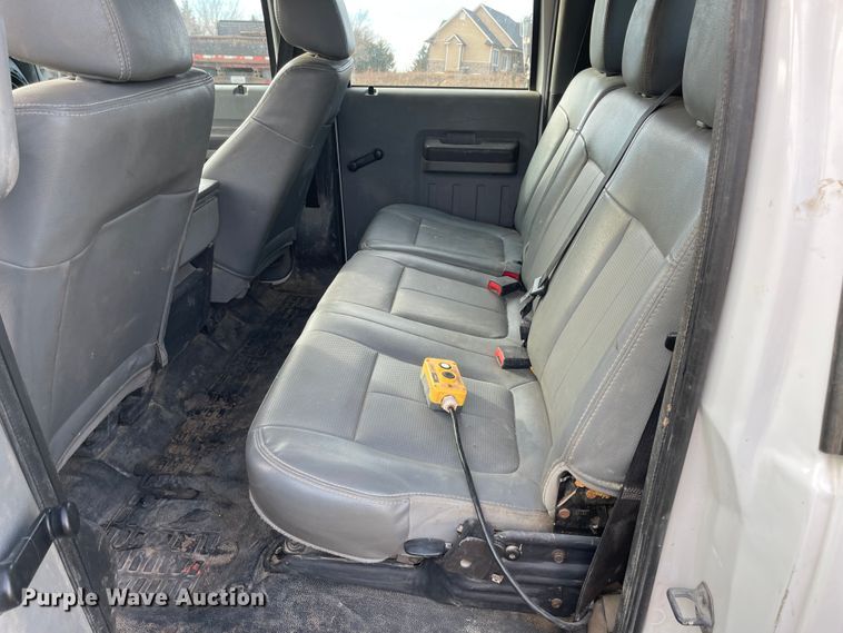 image for item IJ9583 2012 Ford F450 Super Duty XL  Crew Cab dump truck