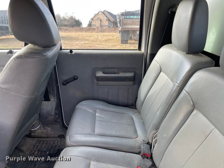 image for item IJ9583 2012 Ford F450 Super Duty XL  Crew Cab dump truck