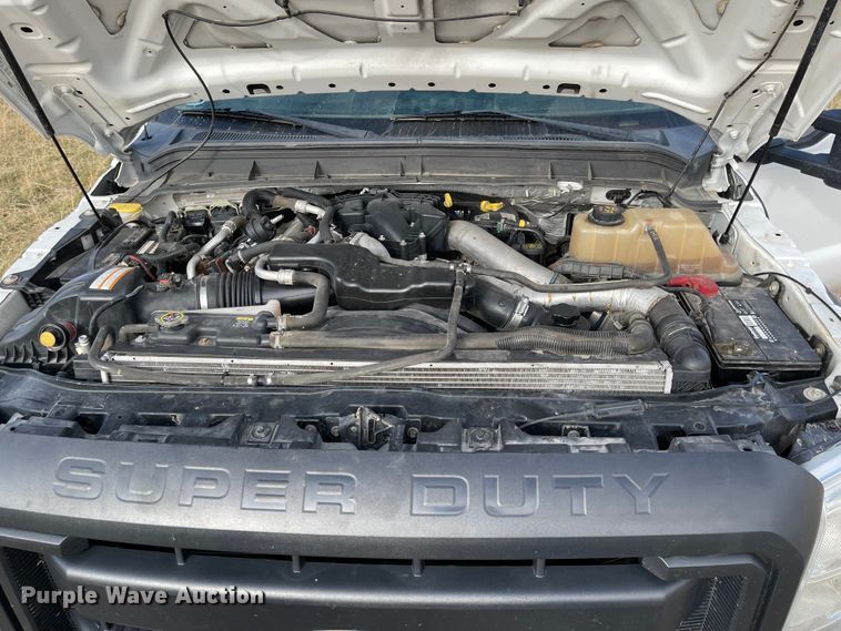 image for item IJ9583 2012 Ford F450 Super Duty XL  Crew Cab dump truck