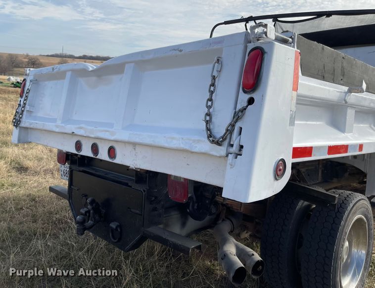 image for item IJ9583 2012 Ford F450 Super Duty XL  Crew Cab dump truck