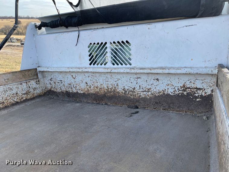 image for item IJ9583 2012 Ford F450 Super Duty XL  Crew Cab dump truck