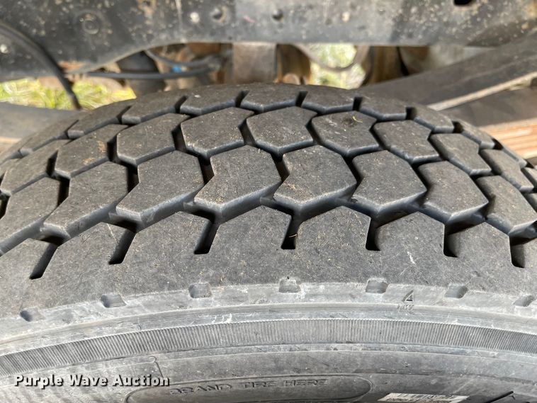 image for item IJ9583 2012 Ford F450 Super Duty XL  Crew Cab dump truck