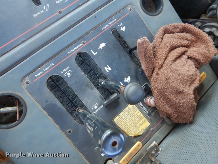 image for item IK9507 Elgin Pelican Series SE  street sweeper truck