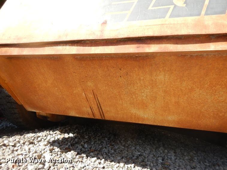 image for item IK9507 Elgin Pelican Series SE  street sweeper truck