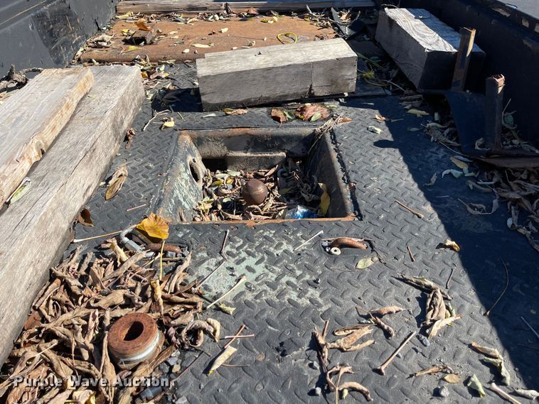 image for item IK9607 2011 Dodge Ram 5500  Crew Cab utility / service truck