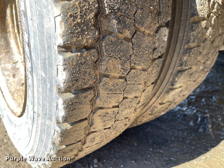 image for item IK9607 2011 Dodge Ram 5500  Crew Cab utility / service truck