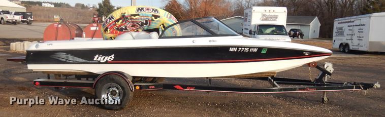 image for item IO9577 2000 Tige 20CI  boat