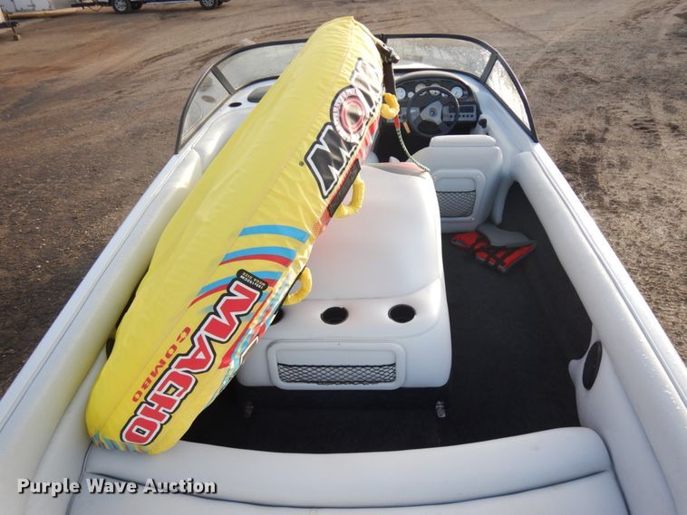 image for item IO9577 2000 Tige 20CI  boat