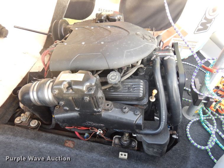 image for item IO9577 2000 Tige 20CI  boat