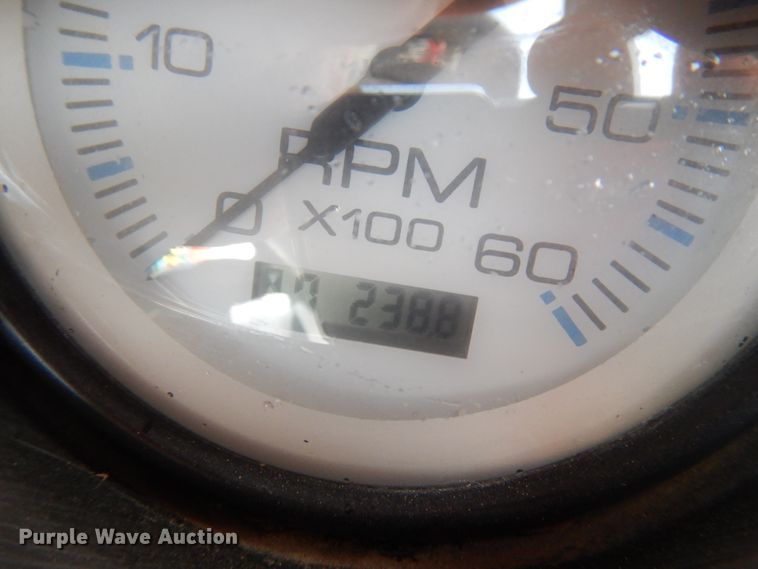 image for item IO9577 2000 Tige 20CI  boat