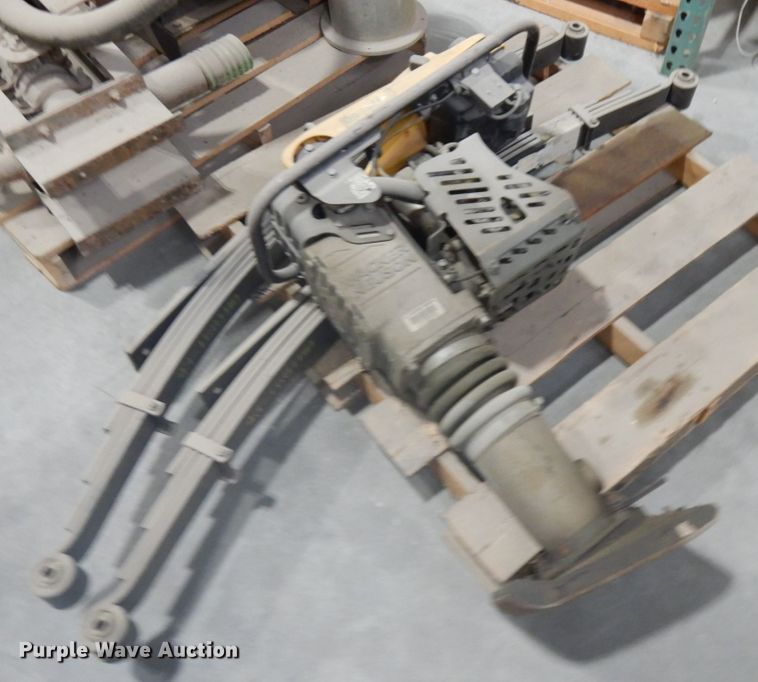 image for item IO9624 Wacker Neuson BS550  plate compactor