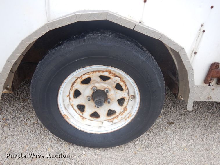 image for item IO9632 2008 Doolittle  enclosed cargo trailer