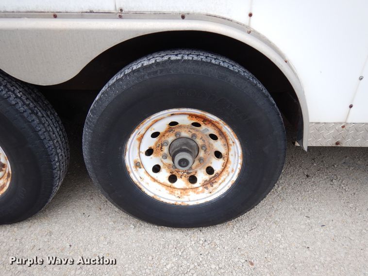 image for item IO9634 2003 Doolittle  enclosed cargo trailer