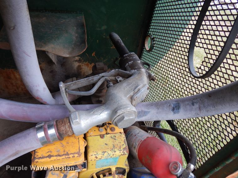 image for item IO9638 Fuel trailer