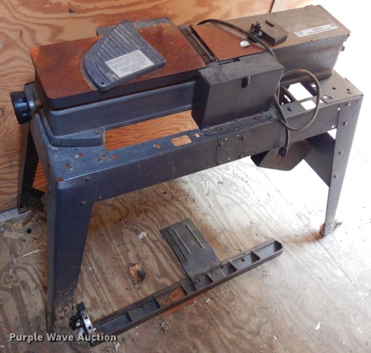 image for item IO9639 Craftsman 113 206932  planer