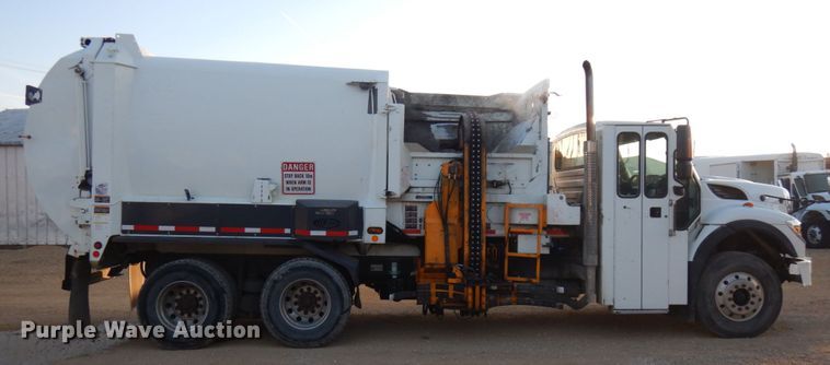 image for item IO9649 2012 International WorkStar 7400  refuse truck