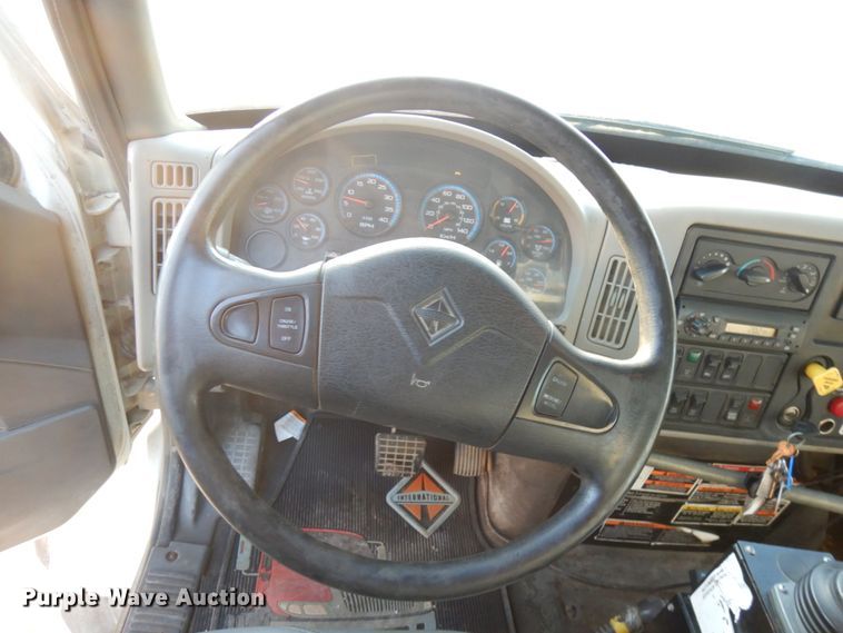 image for item IO9649 2012 International WorkStar 7400  refuse truck